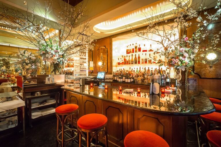 la grenouille new york ny interior 2 768x512