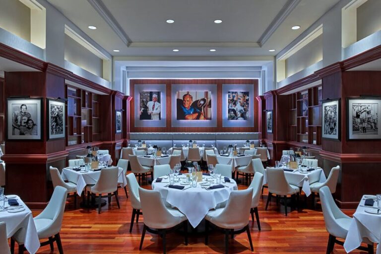 shulas steak house lake buena vista fl interior 1 768x512