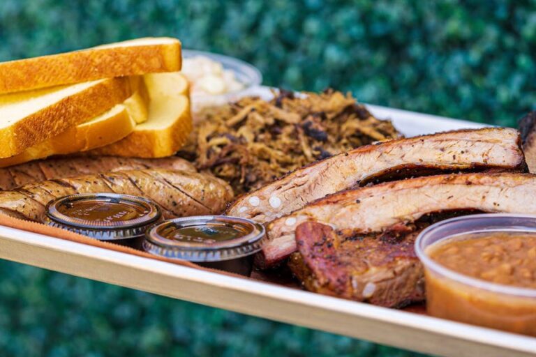 holy que smokehouse lakaska pa food 8 768x512