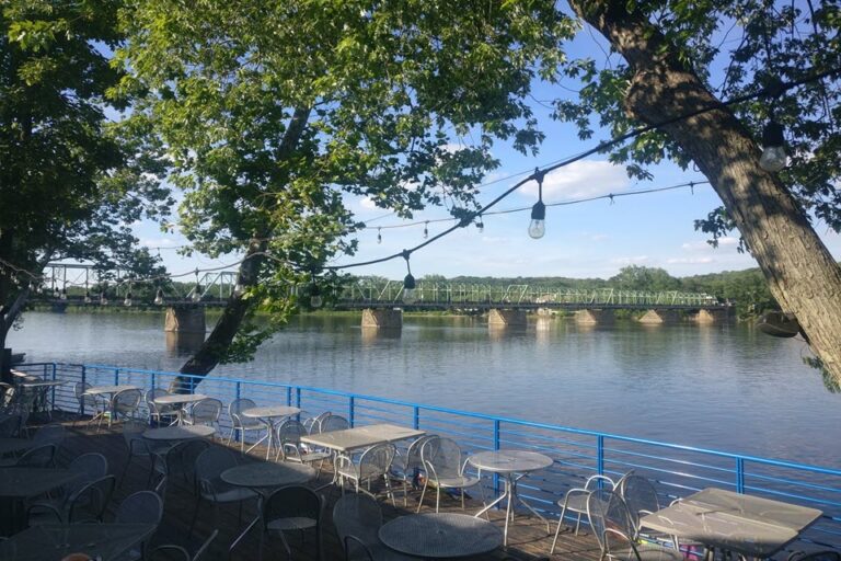 martines riverhouse restaurant new hope pa outside 1 768x512