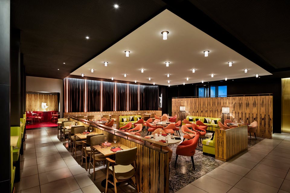 The Lobster Club - Virtual Restaurant Concierge