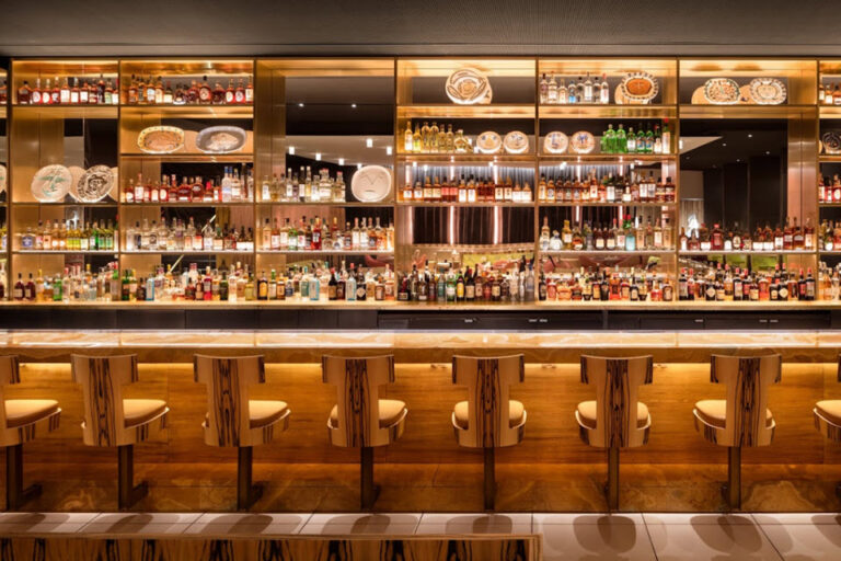 the lobster club new york ny interior 5 768x512