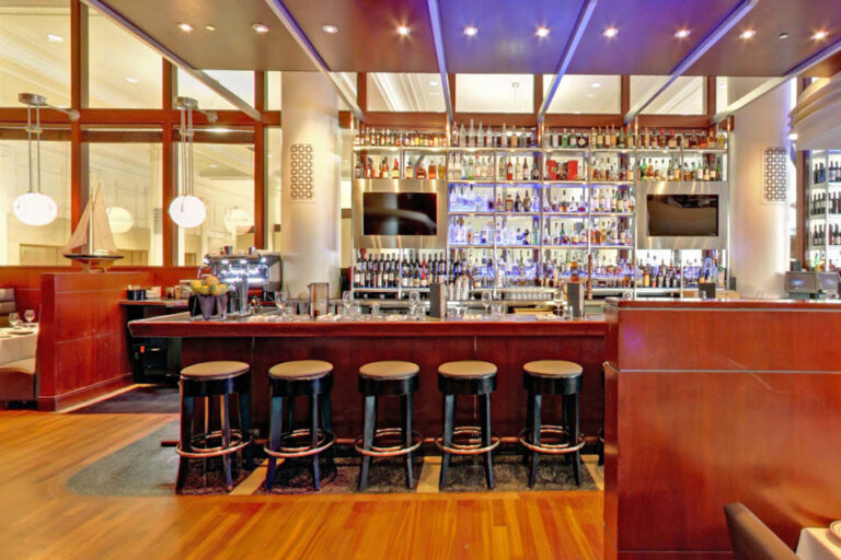 the oceanaire seafood room indianapolis in interior 3 768x512