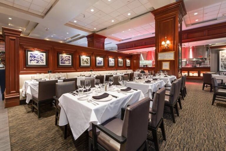 shulas steak house naples fl interior 2 768x512