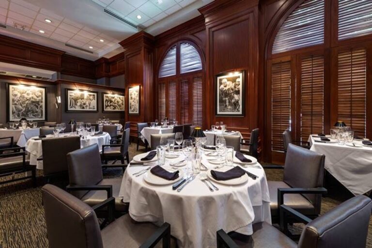 shulas steak house naples fl interior 8 768x512