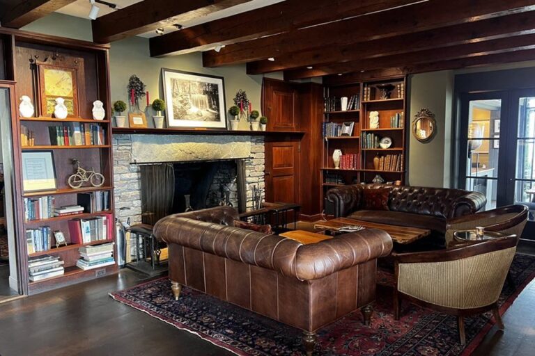 the restaurant at gideon ridge inn blowing rock nc interior 1 768x512