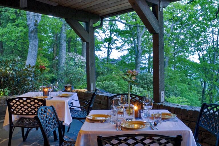 the restaurant at gideon ridge inn blowing rock nc outside 1 768x512