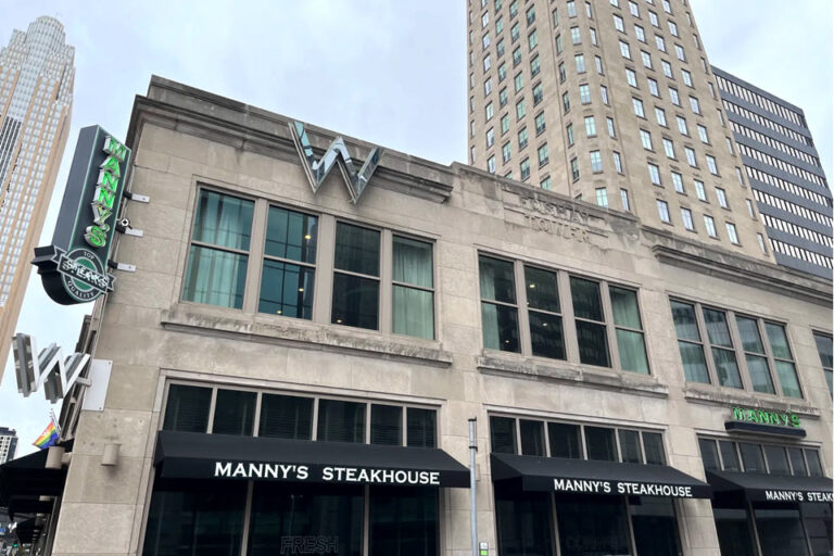 mannys steakhouse minneapolis mn exterior 1 768x512