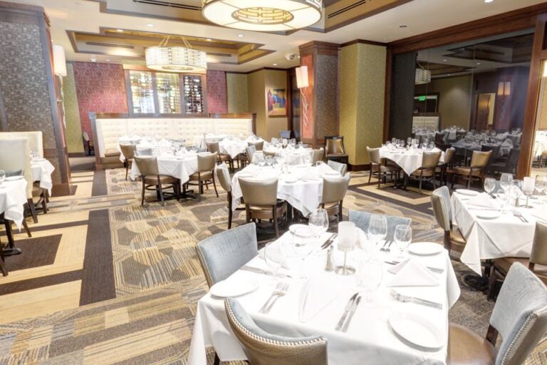 ruths chris steak house denver co interior 4 768x512