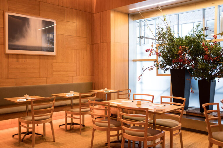 sushi yasuda new york ny interior 1 768x512