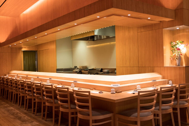 sushi yasuda new york ny interior 2 768x512