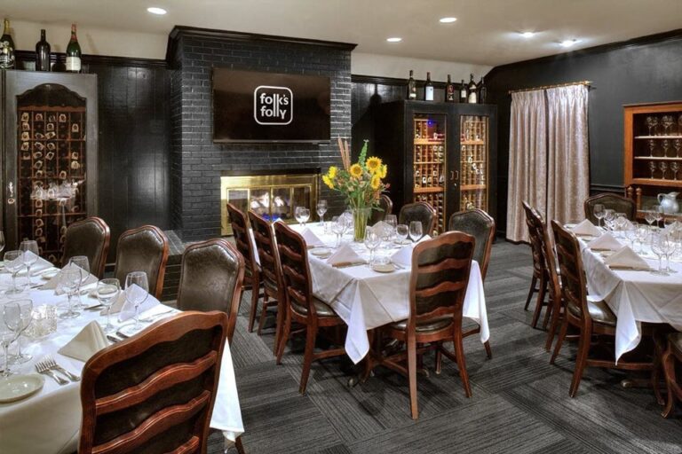 folks folly steakhouse memphis tn interior 1 768x512