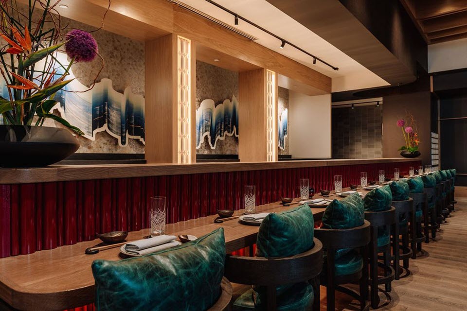 AZUMI　LIVE! Azumi - Virtual Restaurant Concierge