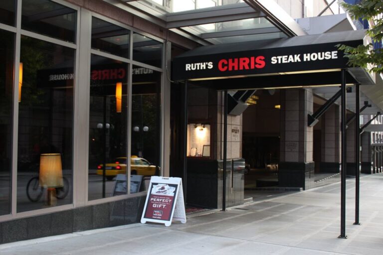 ruths chris seattle wa exterior 2 768x512