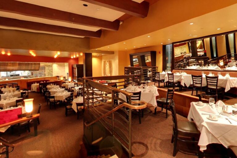 ruths chris seattle wa interior 2 768x512