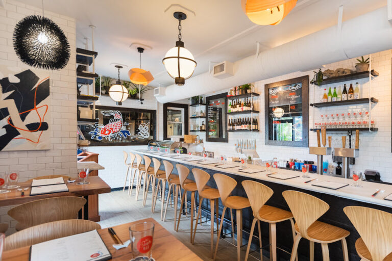 167 sushi bar charleston sc interior 1 768x512