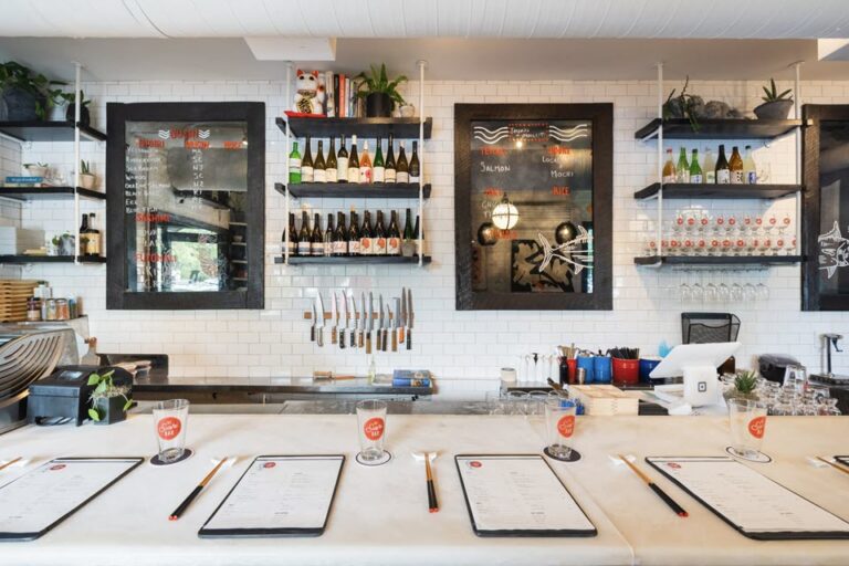 167 sushi bar charleston sc interior 4 768x512