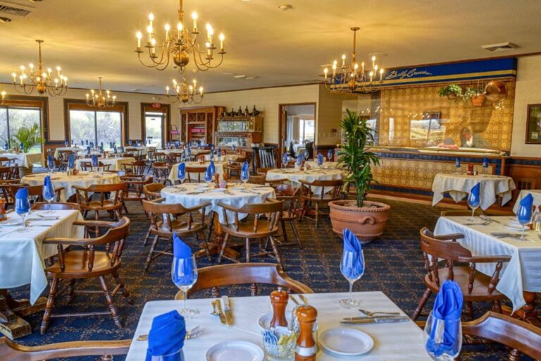 billy crews dining room santa teresa nm interior 1 768x512