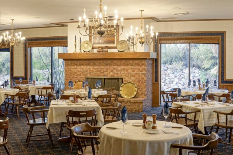 billy crews dining room santa teresa nm interior 4 768x512