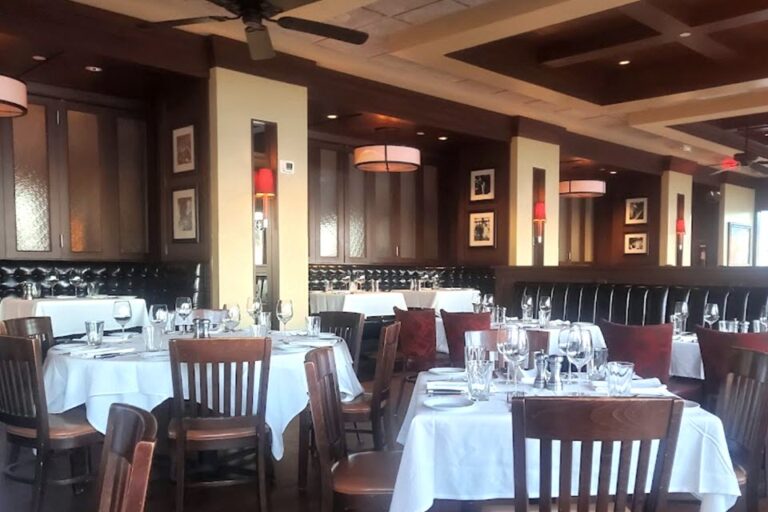 hyde park prime steakhouse daytona beach fl interior 4 768x512