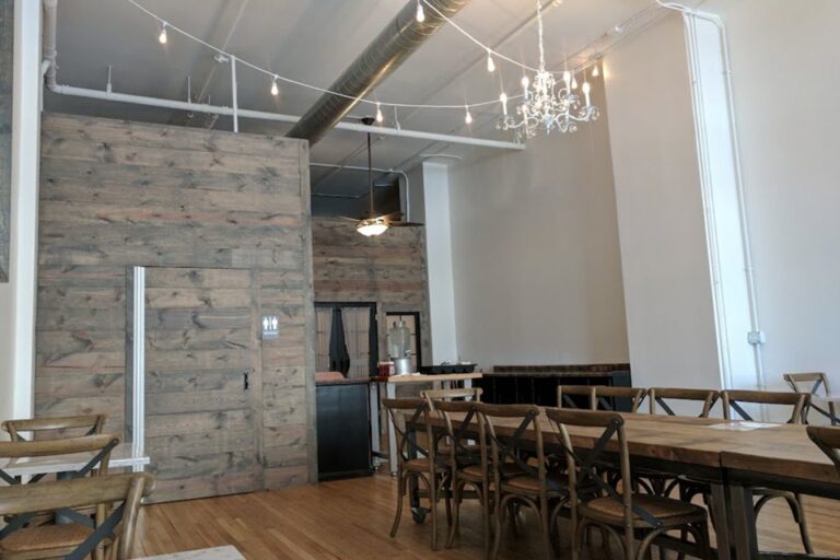 block 16 omaha ne interior 4 768x512