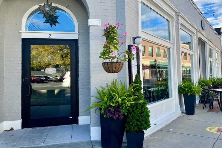 5 corners kitchen marblehead ma exterior 2 768x512