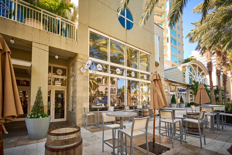bacchus wine bistro st petersburg fl exteior 1 768x512
