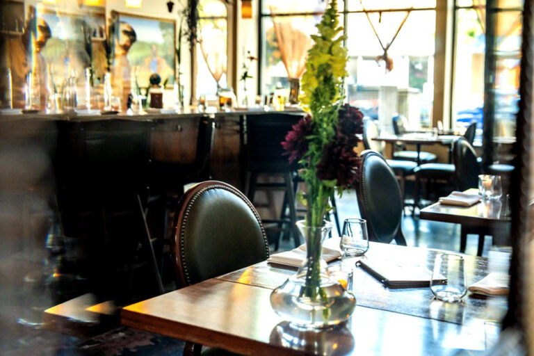 altura restaurant seattle wa interior 3 768x512