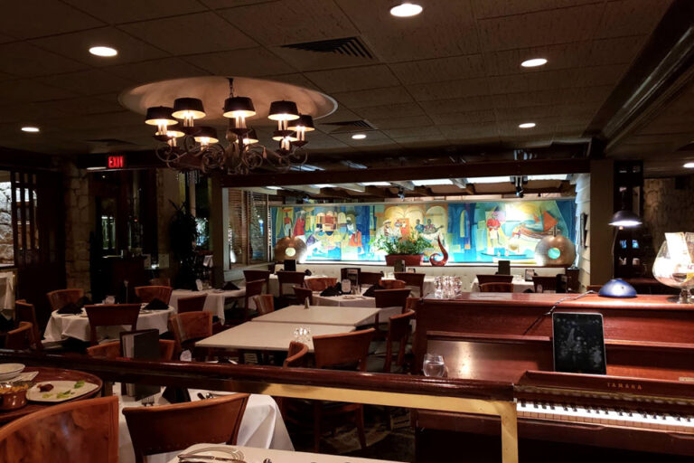 bob heilmans beachcomber restaurant clearwater beach fl interior 10 768x512