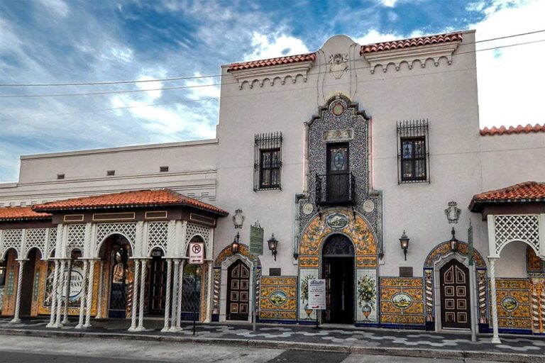 columbia restaurant tampa fl ybor city exterior 1 768x512