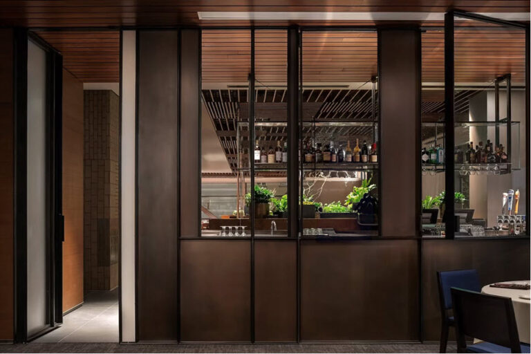daniels broiler downtown seattle wa interior 10 768x512