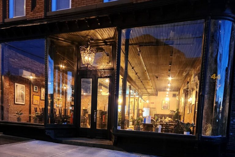 drews bayshore bistro keyport nj exterior 2 768x512