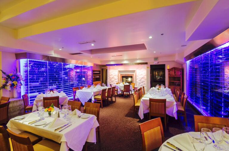 greystone the steakhouse san diego interior 4 768x509