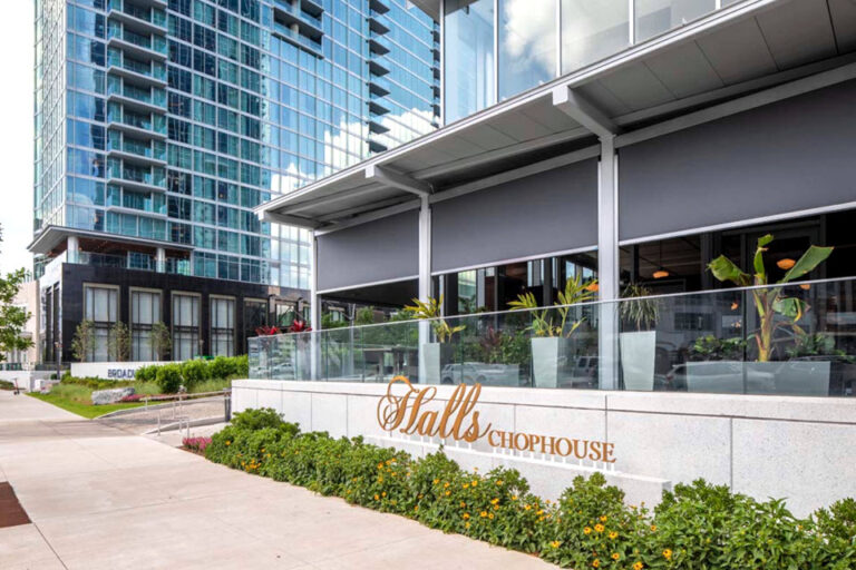halls chophouse nashville tn dinner exterior 2 768x512