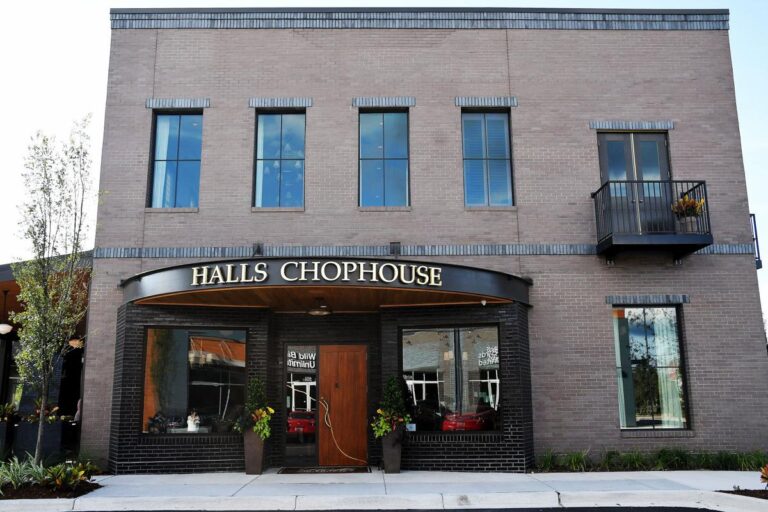 halls chophouse summerville sc exterior 1 768x512