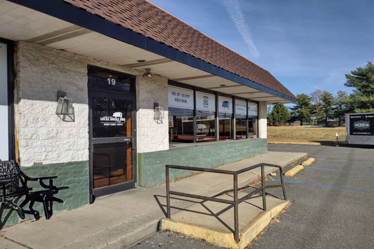 local smoke bbq cookstown nj exterior 1 768x512