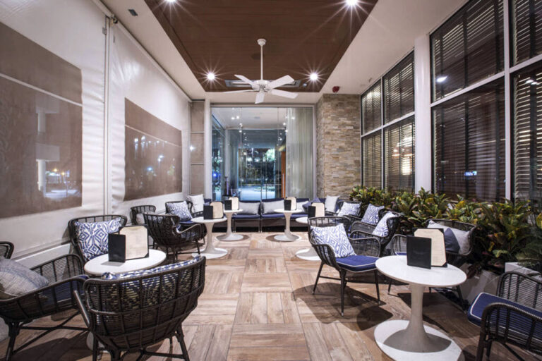 ocean prime tampa fl outside 2 768x512