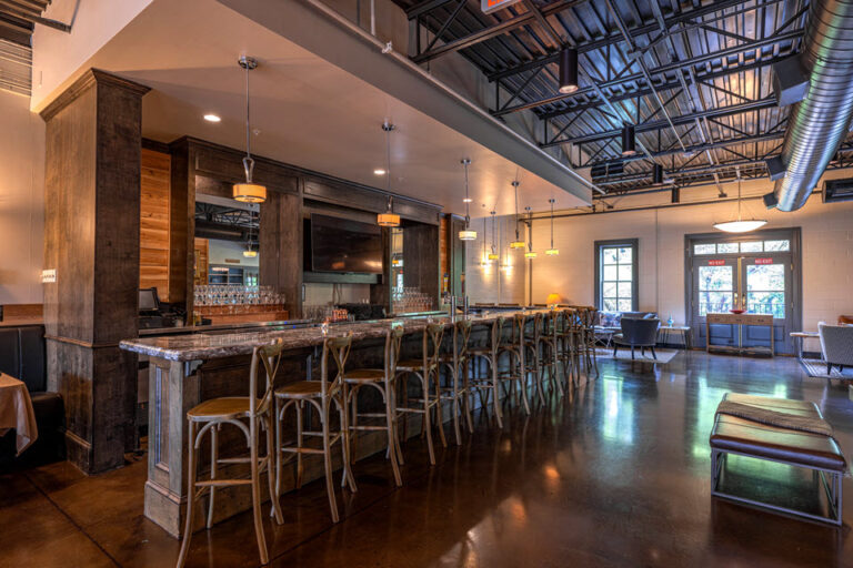 park avenue oyster bar and grill aiken sc interior 9 768x512