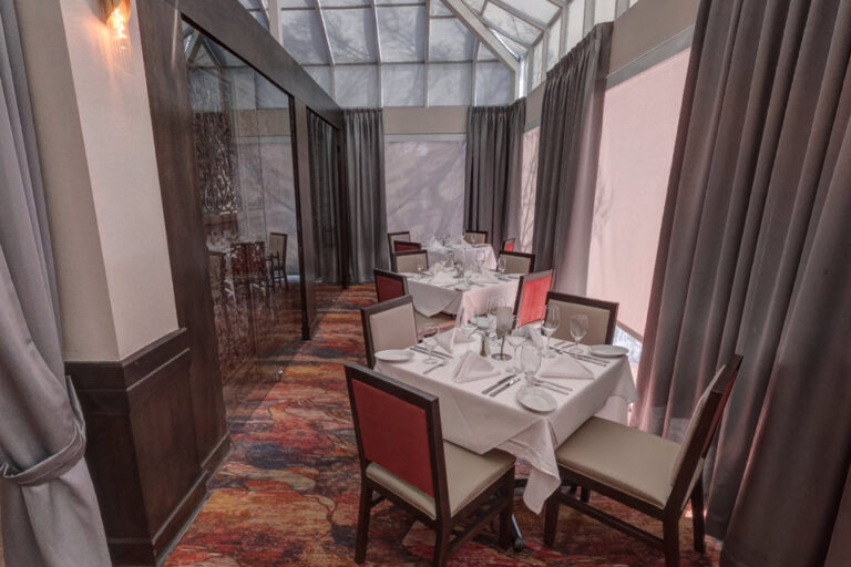 ruths chris steakhouse sacramento ca interior 8 768x512