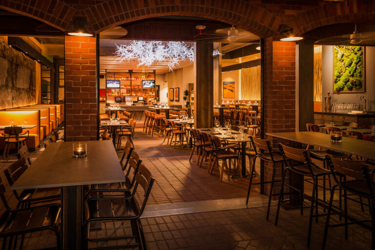 wildwood kitchen and bar sacramento ca interior 4 768x512