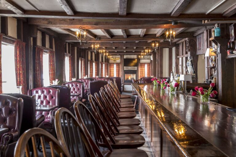 1640 hart house ipswich ma interior 2 768x512