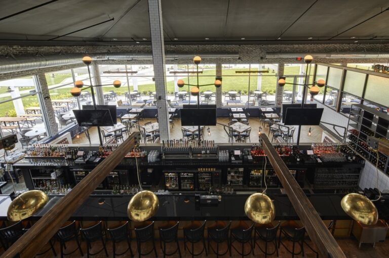 3 westerley bar and grill ossising ny interior 10 768x511