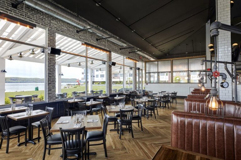 3 westerley bar and grill ossising ny interior 3 768x511