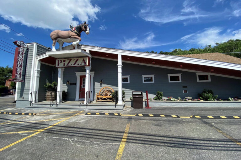 kinchleys tavern ramsey nj exterior 1 768x512
