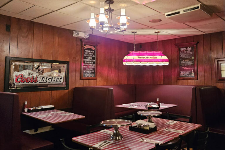 kinchleys tavern ramsey nj interior 5 768x512