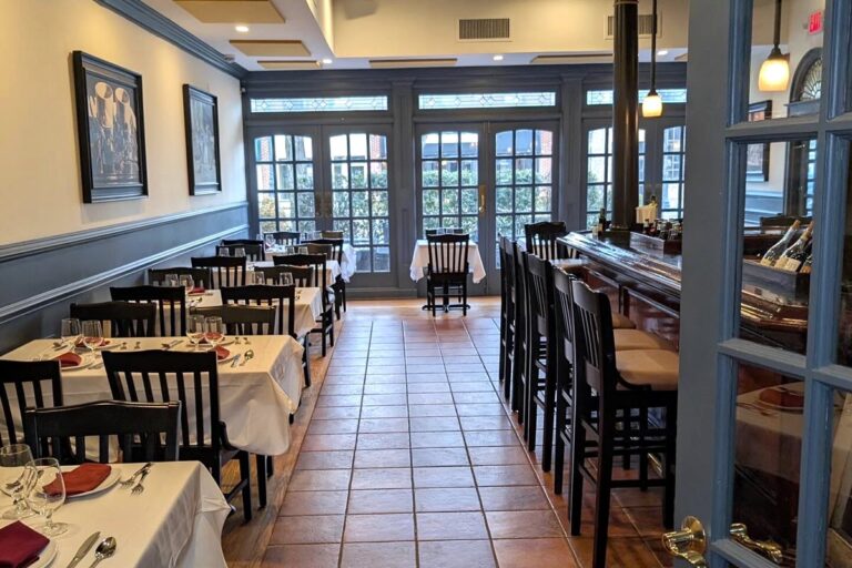 la nonna bella garden city ny interior 3 768x512