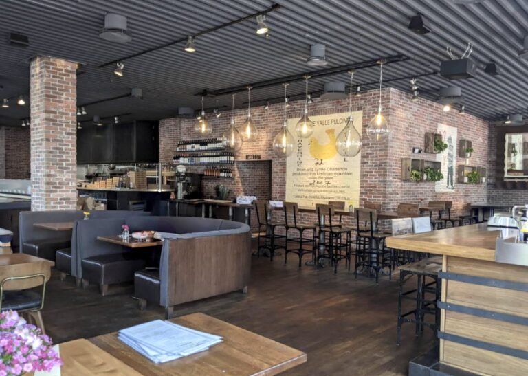 north italia denver co cherry creek dinner interior 1 768x547