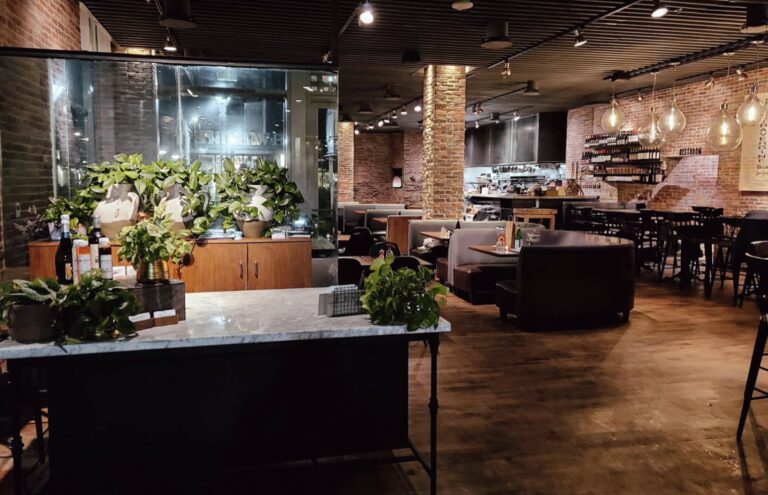 north italia denver co cherry creek dinner interior 5 768x495