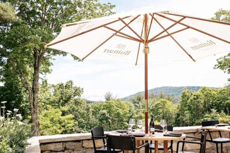 oak steakhouse highlands nc outside 1 768x512