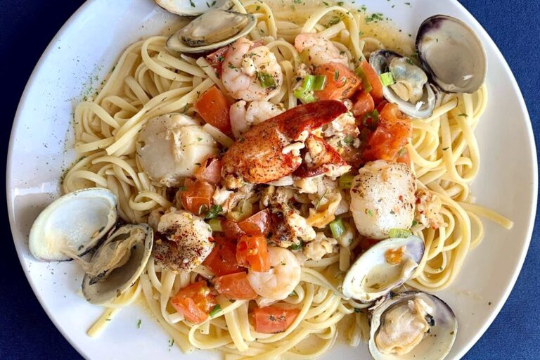 spumonis italian seafood restaurant pawtucket ri food 1 768x512
